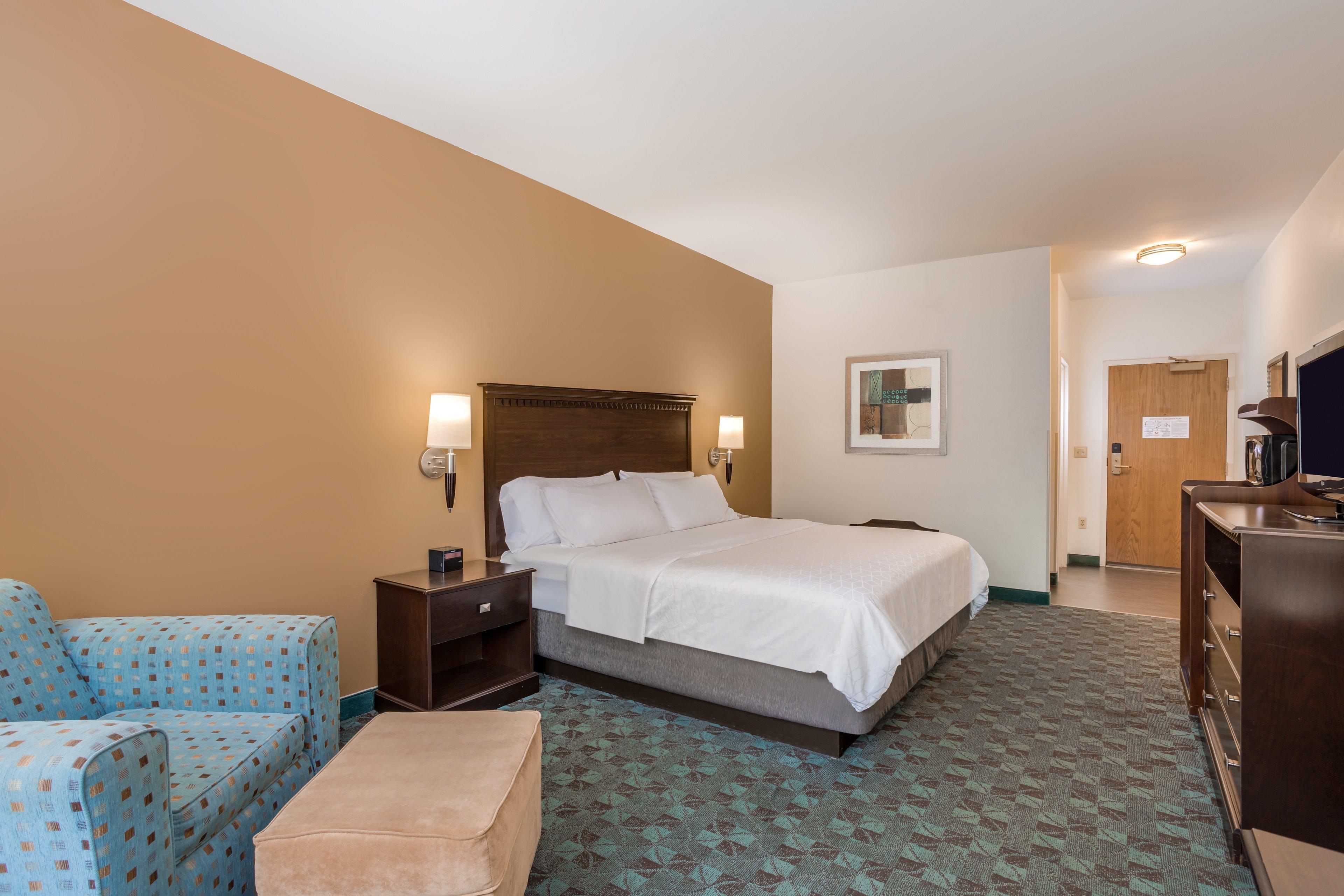 Holiday Inn Express Hotel & Suites Canton By Ihg Exterior photo